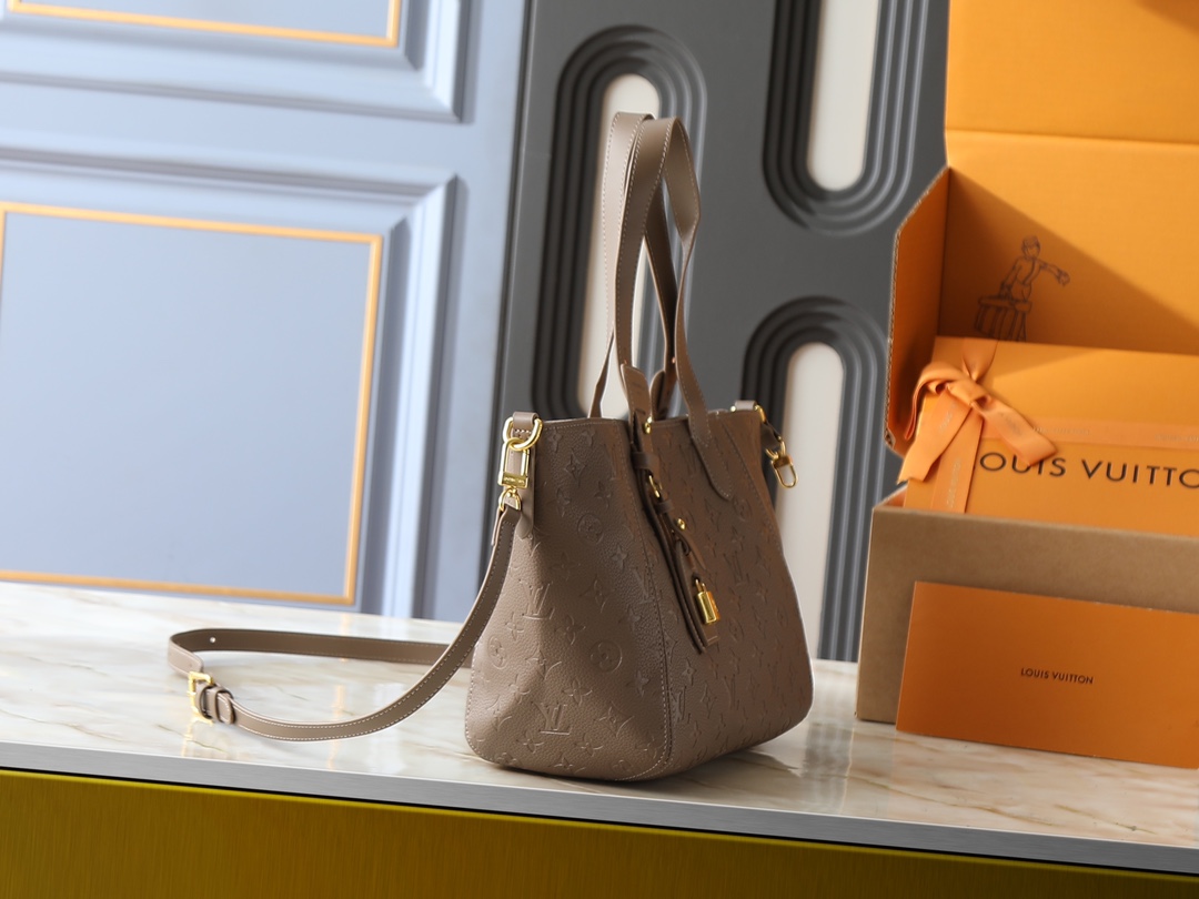 スーパーコピーバッグ国内発送対応N品安全必ず届く信用できるサイト